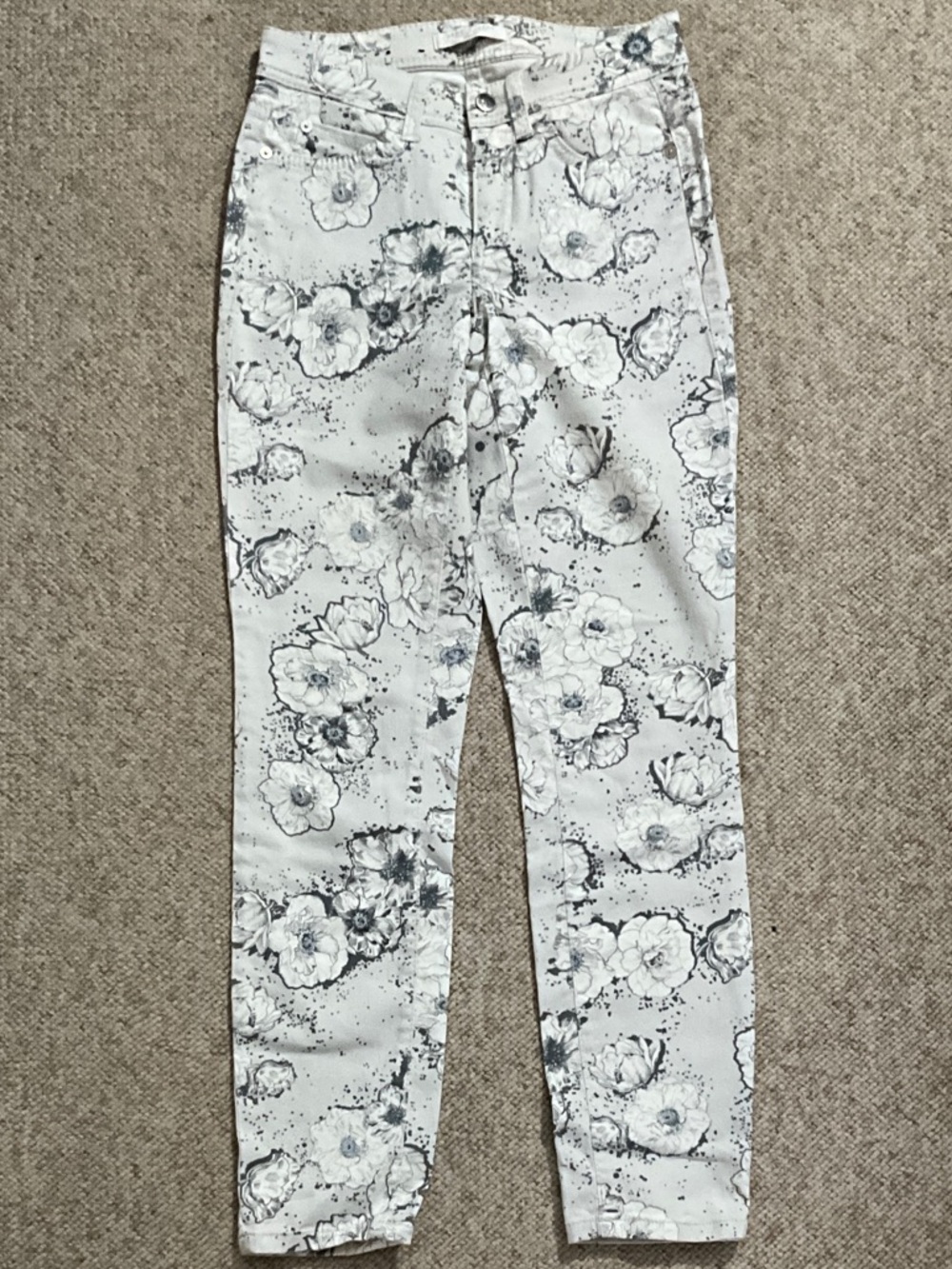 Women's White Floral Print Chinos